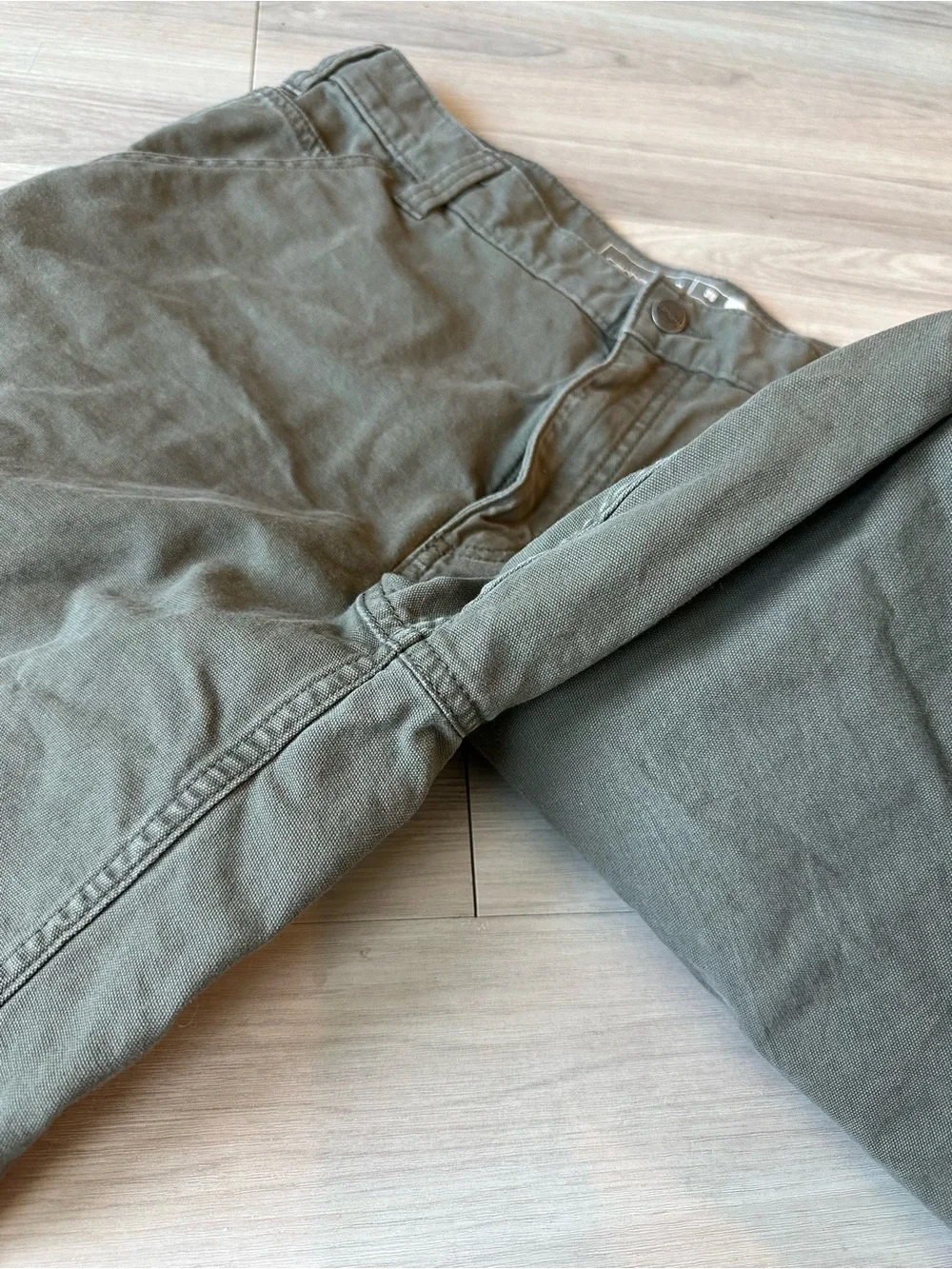 Carhartt Men's Relaxed Fit Canvas Utility/Carpenter Shorts Olive Green Size 36